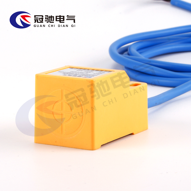 GC30F-M10NK接近感應(yīng)開關(guān)方形金屬傳感器 直流三線常開 24V